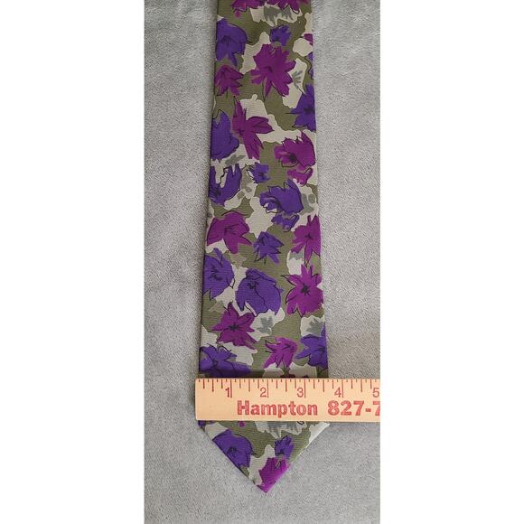 Saddlebred A New Breed Purple Pink Green Floral 100% Silk Neck Tie Made in USA - Picture 3 of 3